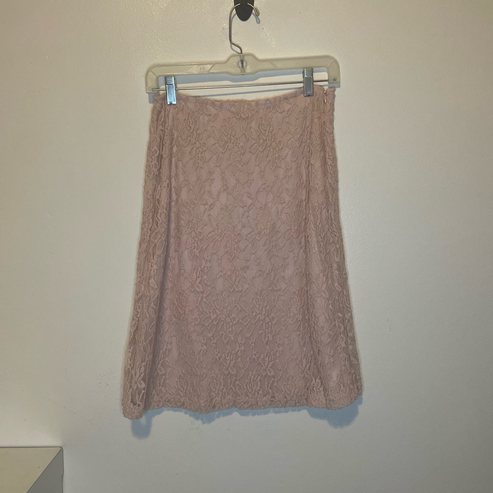 Floral lace skirt